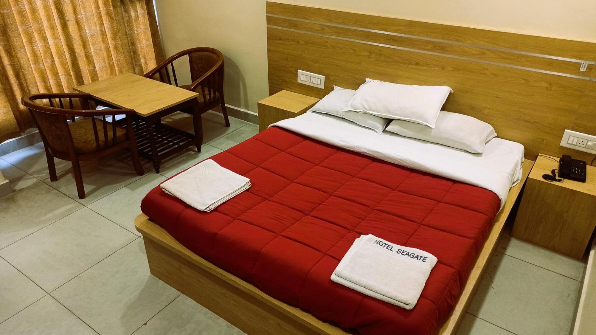 Hotel Seagate Velankanni Eksteriør billede