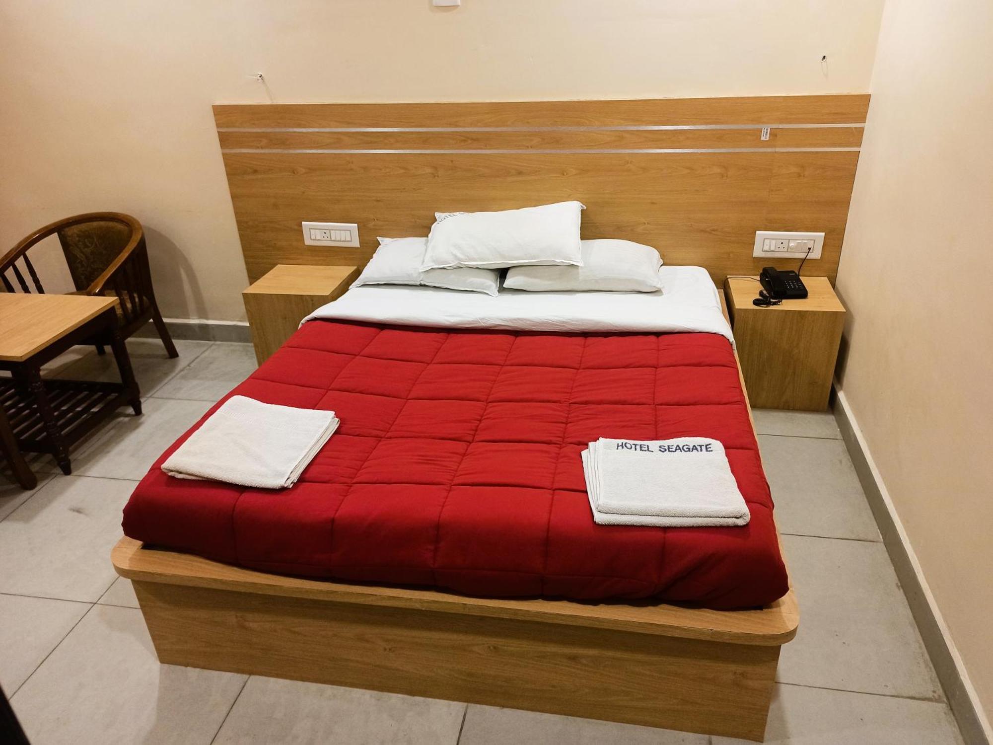 Hotel Seagate Velankanni Eksteriør billede